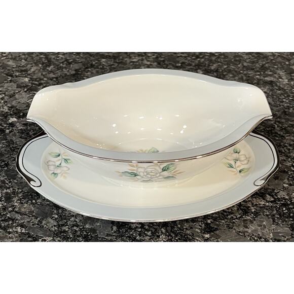 Sheraton Gravy Boat w/Attached Underplate Harmony House Fine China Sears #3250 - Picture 2 of 5